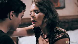 ���่าขนลุกยังเพื่อนบ้านต้องการจะบ้าหน้าประตูร้อ MILF คริสซี่ลินน์