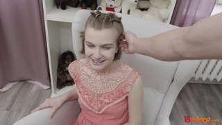 18videoz - Jie POV-stilius, kaip ji duoda jam labai jausmingą blowjob