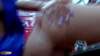 Симпатичную девушку из манги трахнули в жопу