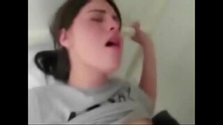 ���ገናኛሉ lesbians ሙዚቃ ይታያል