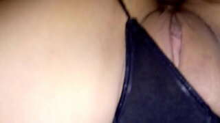 ���ንዳንድ መሳሪያ የት ደረጃ ላይ cock ውስጥ ይታያል ባለቤቴ ይደሰቱ