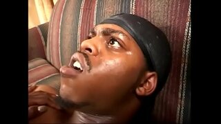 بہت redhaired چاکلیٹ لڑکی کیلی دور حکومت تھا coughed گوبھی پانی اس کے منہ میں بعد جامانگ اس کے بال twat