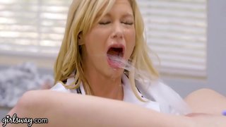 Rumaja Squirts Sakumna Panas &amp;amp; Busty Lesbian Dokter