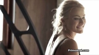 Whero hohonu ki te kakaho wera